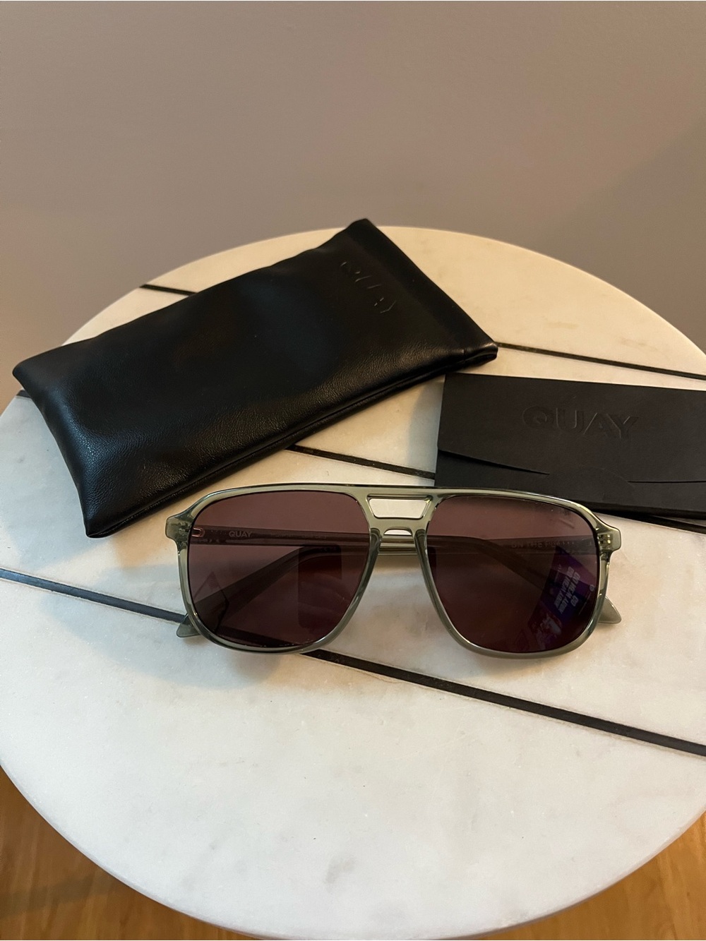 Quay Aviator Sunglasses - Olive Frame - Picture 2 of 6